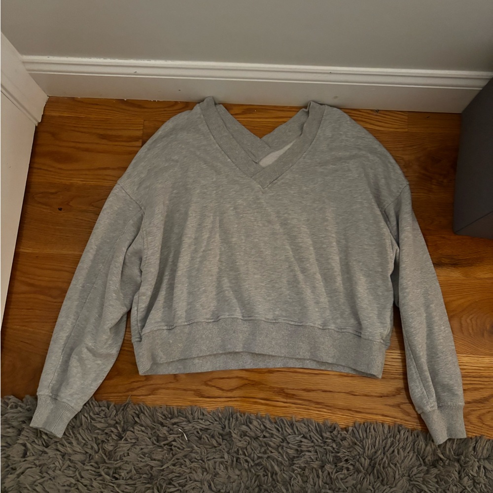 Aerie Light Gray Knit Top